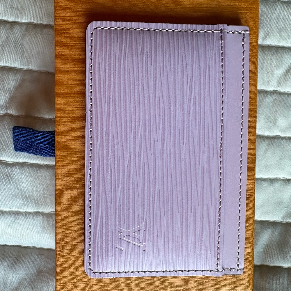 Louis Vuitton Epi Leather Card Holder Pink Lilac M82352 - Picture 4 of 8